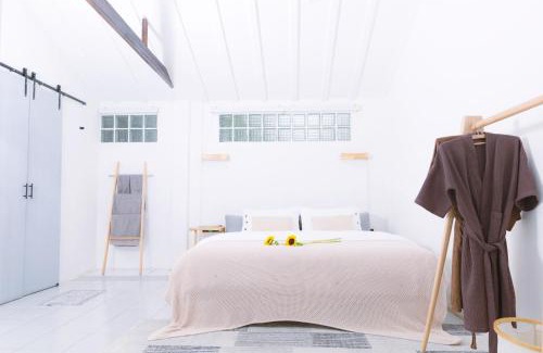 Ratchadaphisek Casa | Ratchada Retreat Boutique Villa 1
