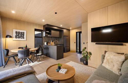 Frankton Casa | Raua Luxury Queenstown Villa