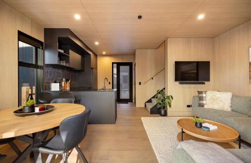 Frankton Casa | Raua Luxury Queenstown Villa