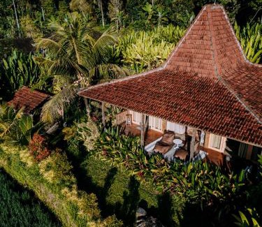 Sidemen Villa | Ravelyn House