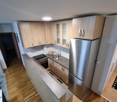 Cukarica Apartamento | Raven2