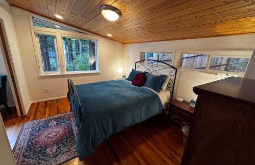 Jacoby Creek Apartamento | Ravens Nest Tranquil Forest Suite 5 min to Downtown Arcata with Stunning Redwood Views