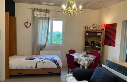 Saint Sever Apartamento | Ravissant T2, Cl 3 étoiles, 3 pers et 1 enf , 3 lits, parking et patio