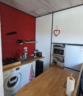 Saint Sever Apartamento | Ravissant T2, Cl 3 étoiles, 3 pers et 1 enf , 3 lits, parking et patio