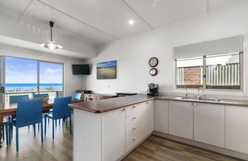 Port Vincent Casa | Rays Retreat beach front Port Vincent