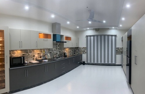 Lahore Casa | Razi Lounge: 3br Upper portion 1000sqy,WAPDA Town