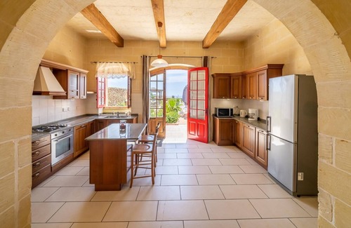San Lawrenz Otro | Razzett Gaia - Siete Habitaciones Casa, Capacidad 16
