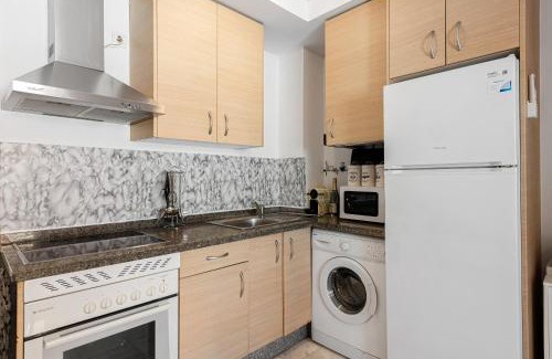 Bailen-Miraflores Apartamento | Rd Berrocal Wifi Aire acondicionado