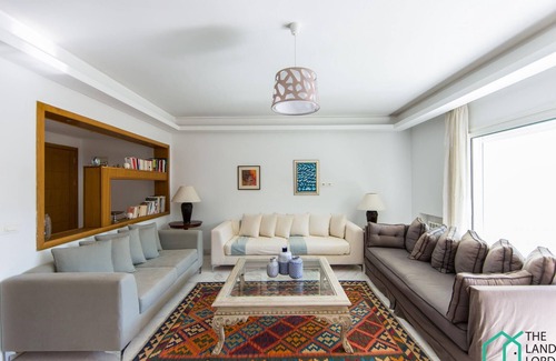 Ain Zaghouen Nord Apartamento | Rd Panorama: Superbe apt avec terrasse + vue forêt