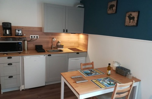 Lans-en-Vercors Apartamento | 😷👍Rdc Maison Roches Rousses.3Pers. Private land and terrace. Nice view.