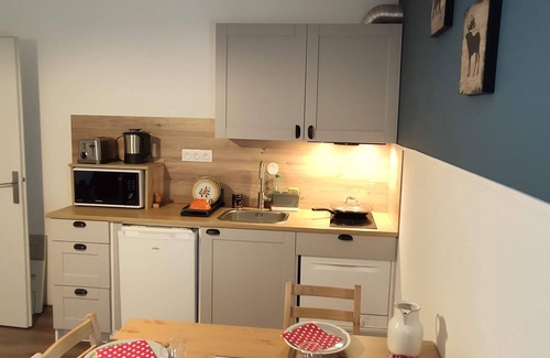 Lans-en-Vercors Apartamento | 😷👍Rdc Maison Roches Rousses.3Pers. Private land and terrace. Nice view.