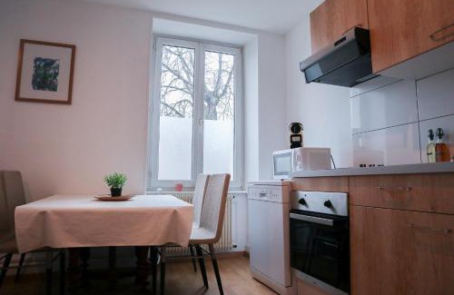 Mulhouse Apartamento | RDC Parfait pour halte et séjour 2 chambres, tram-train, autoroute à proximité, parking gratuit