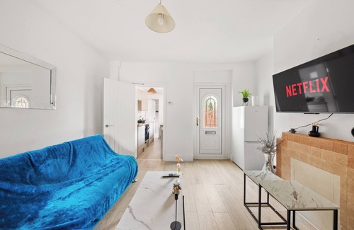 Reading Casa | Reading Retreat Spacious 5 Bedroom House
