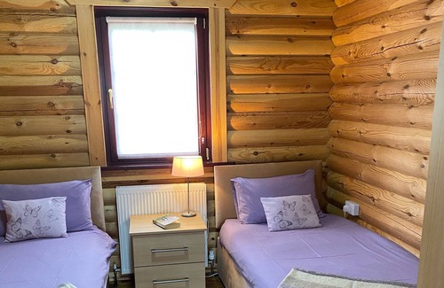 Allendale Cabina | Cabaña de lujo con bañera de hidromasaje, admite mascotas