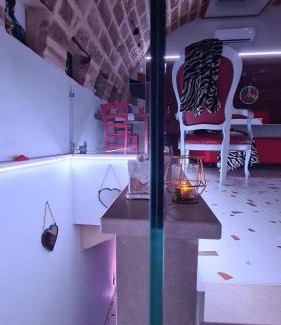 Gravina in Puglia Cama Y Desayuno | REBEL SUITE cross