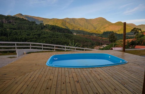 Alto Caparao Casa | Recanto Águas Nascentes - Casa na serra com piscina e cachoeira no quintal!