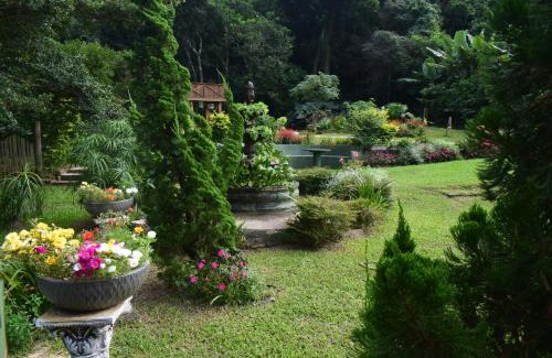 Encosta da Serra Casa | Recanto da Paz - Aos pés do Morro da Borússia