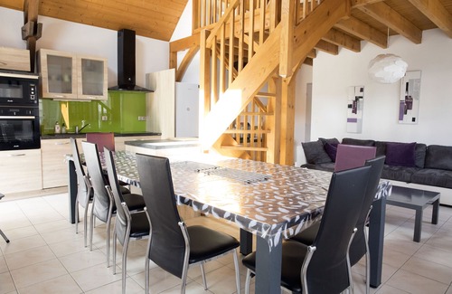 Campan Casa | Casa reciente 8 personas 100m² con terraza