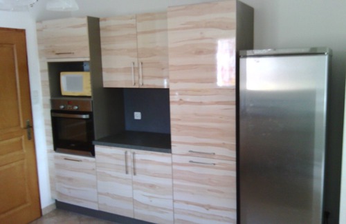 Lapalud Casa | casa reciente con gran parcela