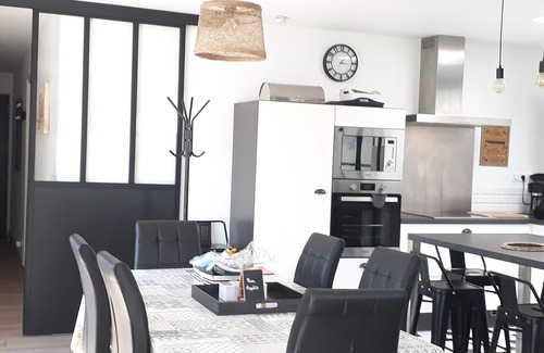 Vannes Casa | CENTRO DE CIUDAD DE CASA MODERNA RECIENTE