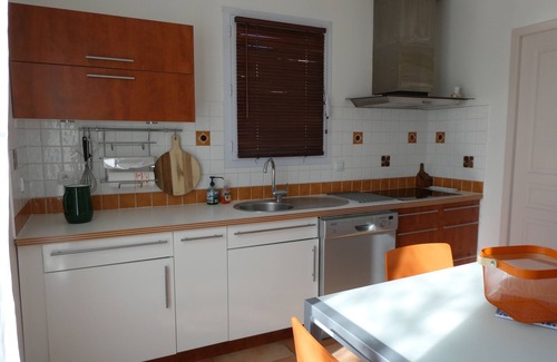 Aubagne Villa | Villa reciente, a los pies de Garbalan, orientada al sur, muy tranquila con piscina privada.
