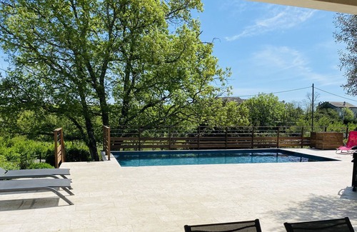 Labeaume Casa | Recent villa near Labeaume river