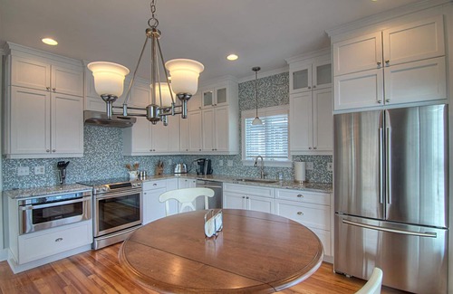 Wrightsville Beach Casa | Recientemente renovado 6 BR House Steps de la playa