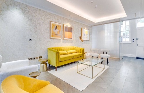 Sachsenhausen Apartamento | Recently renovated apartment with all utilities