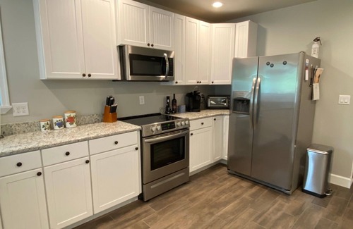 Minersville Casa | Recently Updated 3br/2ba townhome; Great Location
