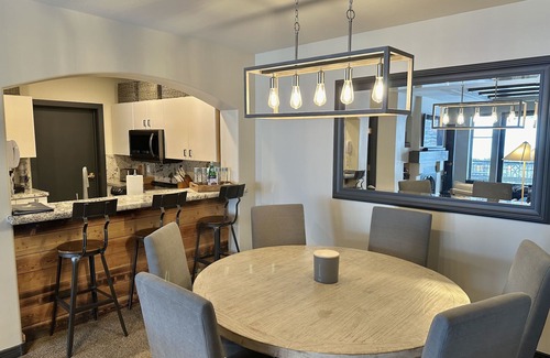 Salt Lake Mountain Resorts Condominio | NEWLY UPDATED, true ski-in/out 2Bed/3Bath. Closest building to the lifts!