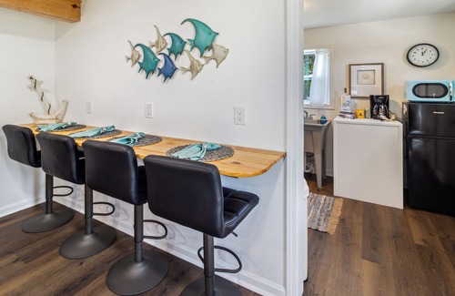 Port St. Joe Cabaña | "Recuperation Cottage" offers gulf views and is steps to the beach! Pet-friendly, boat parking