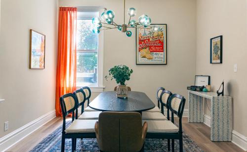 Lafayette Square Apartamento | Red Brick Row by StayLage
