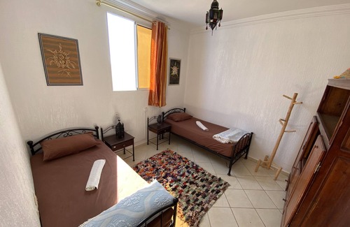 Tamrhakht Hotel | RED CARPET SURF CAMP