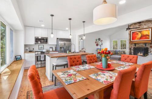 Woodcreek Casa | Red Donkey Cottage
