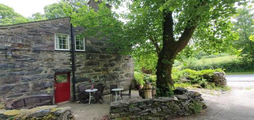 Beddgelert Casa | Red Dragon Cottages nr Mt Snowdon