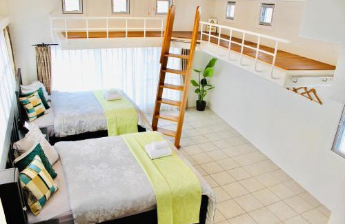 Makiminato Apartamento | Red Dragon Okinawa-モダンデザインが映える贅沢な一棟貸切ステイ