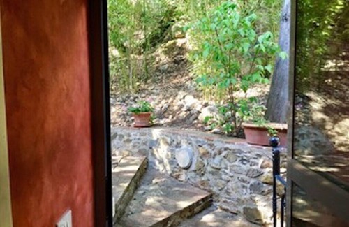 Barberino Tavarnelle Villa | Red House -- Country villa in Chianti Classico