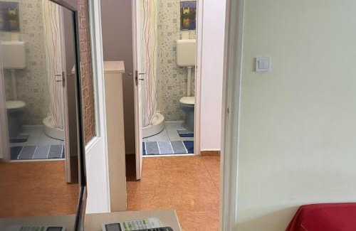 Kispest Apartamento | Red Locomotive Apartment