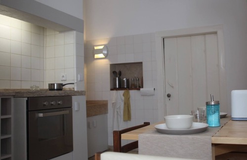 Monserrate Apartamento | Líneas de agua rojas, líneas de agua rojas