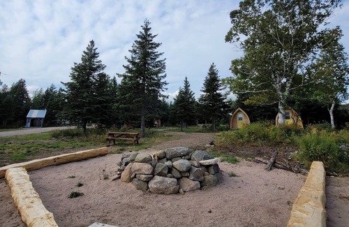 Ingonish Casa | Red Oak Camping Pod