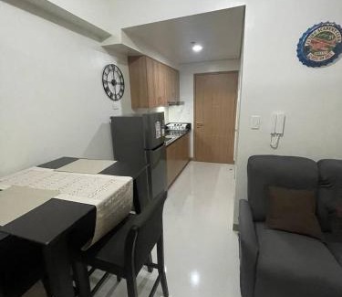 Legazpi Village Apartamento | Red Residences Chino Roces Makati