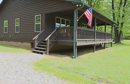 Heber Springs Cabina | Red River Retreat in Lobo Landing