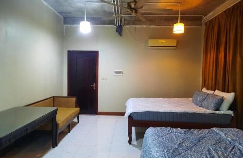 Siem Reap Casa | Red Road House