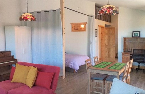 Lunenburg Casa | Red Roof Bed & Breakfast
