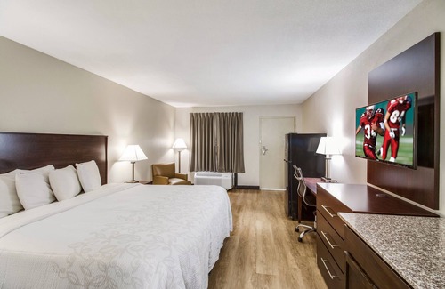 Addison Hotel | Red Roof Inn PLUS+ Dallas – Addison
