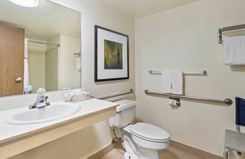 Ridgecrest Hotel | Red Roof Inn Ridgecrest