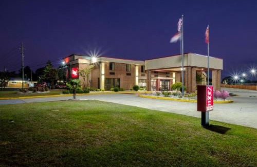 Jacksonville Hotel | Red Roof Inn & Suites Jacksonville, NC