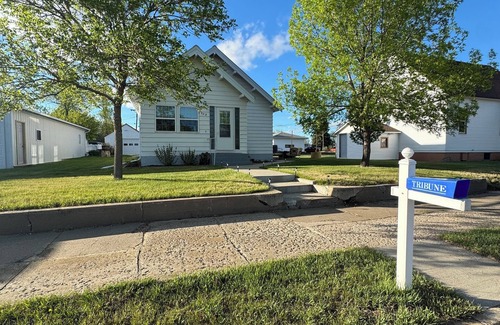 Carson Casa | Red Roof Retreat - cozy home in Carson