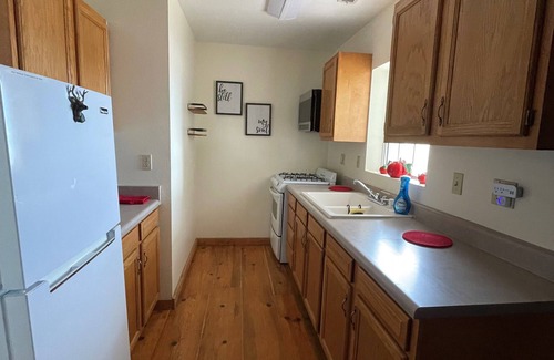Paulden Casa | Red Rustic Ranch in Lovely Paulden!