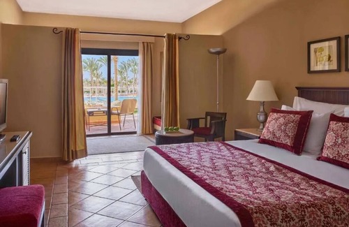 El Quseir Complejo | Red Sea Retreat | 2 Rooms, Full-service Spa, Waterpark & Family Fun by the Beach